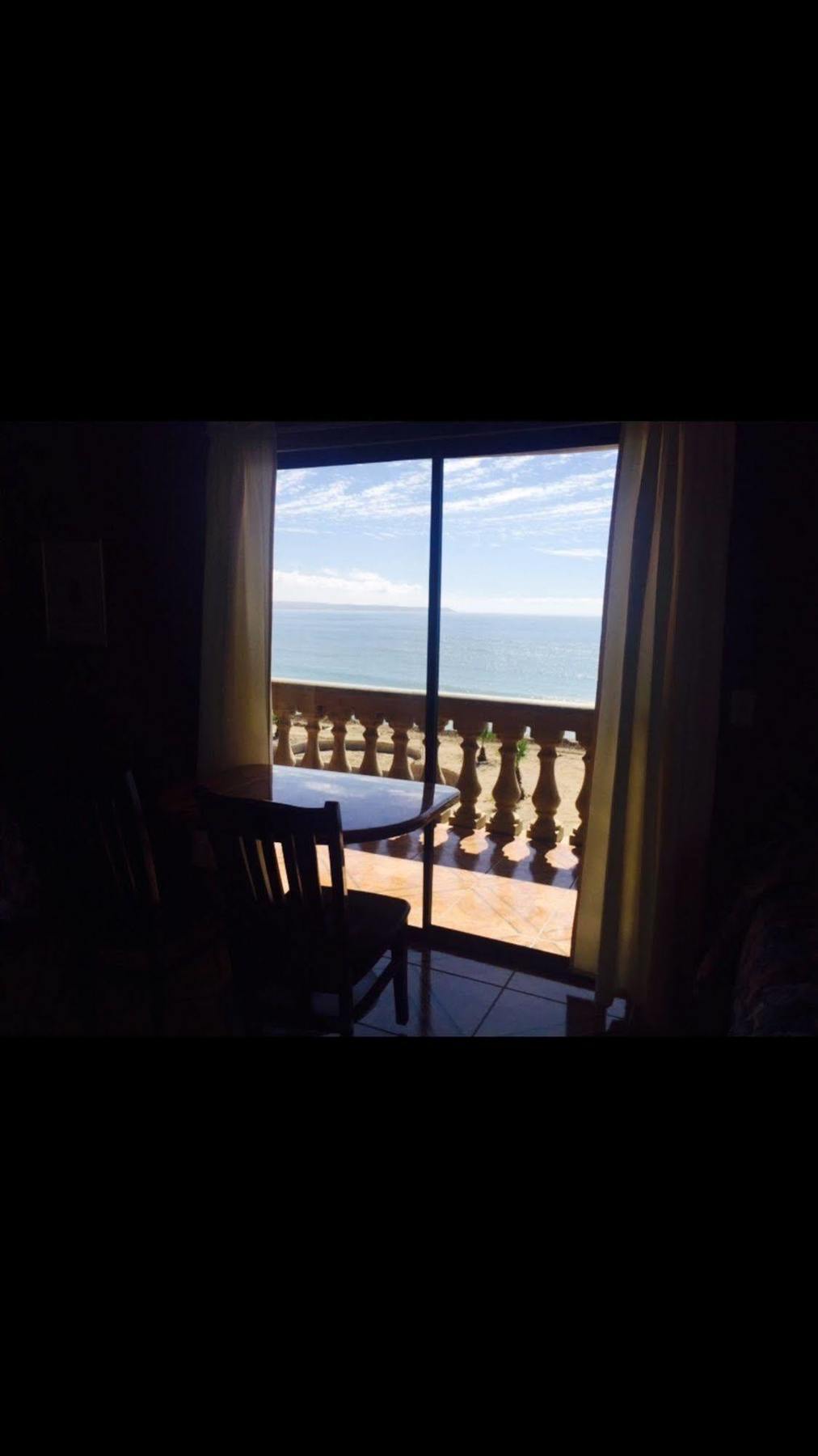 La Cueva Del Pirata Hotell Camalú Eksteriør bilde