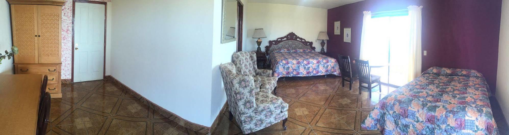La Cueva Del Pirata Hotell Camalú Eksteriør bilde